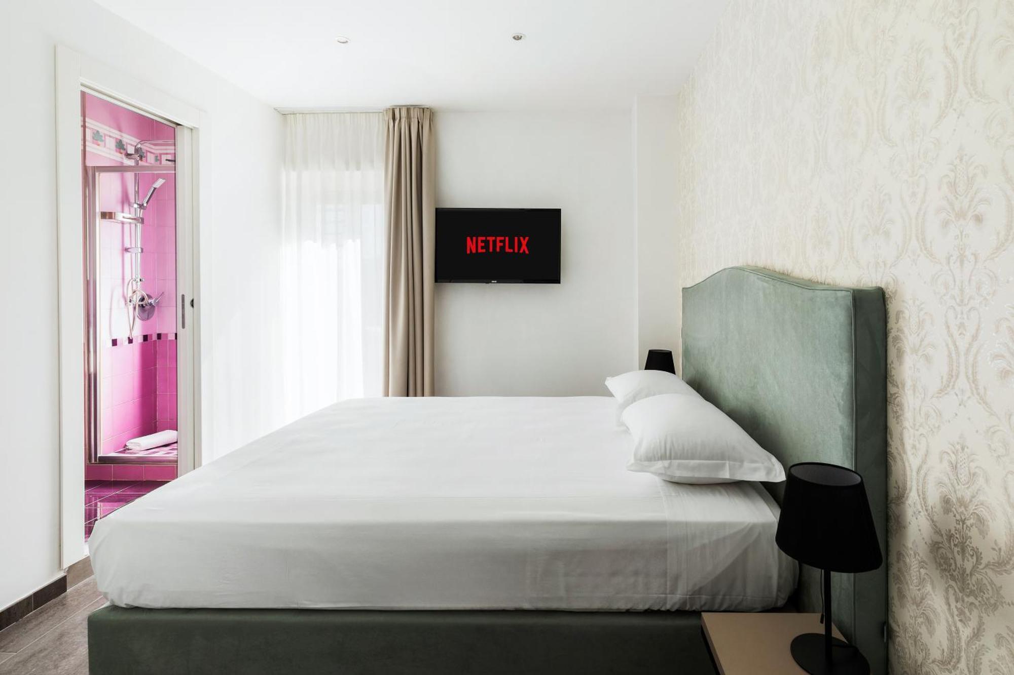 Adelante Rooms San Giovanni روما المظهر الخارجي الصورة
