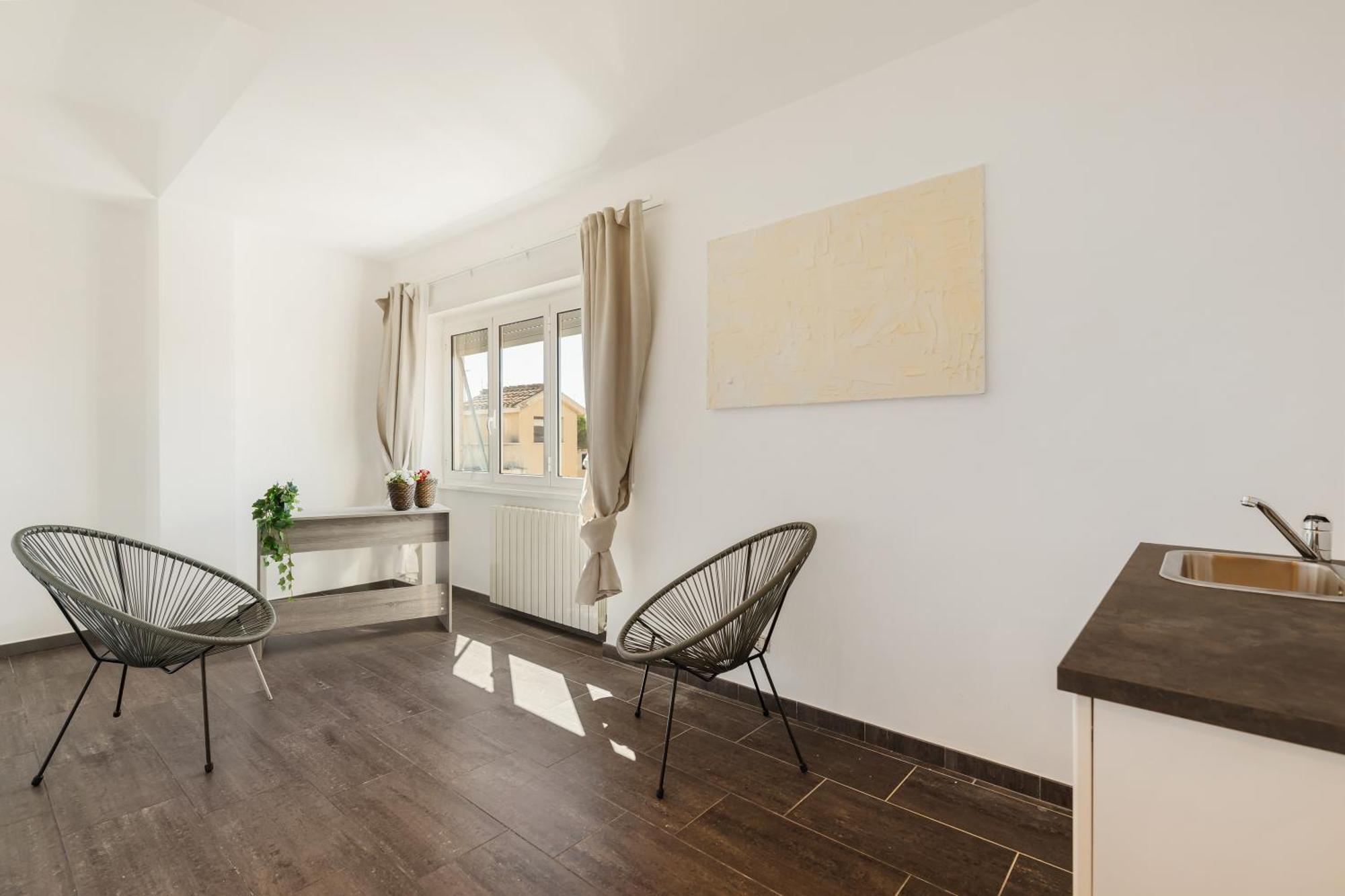 Adelante Rooms San Giovanni روما المظهر الخارجي الصورة